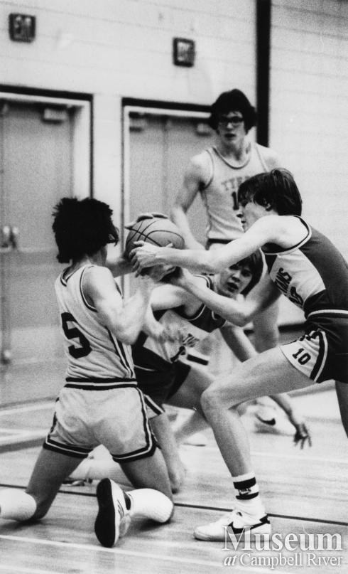 Carihi Students play in Basketball League Game, 1981