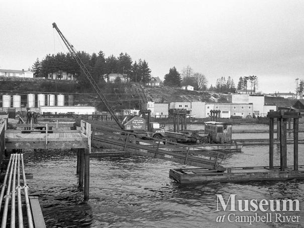 Construction of the Campbell River Wharf