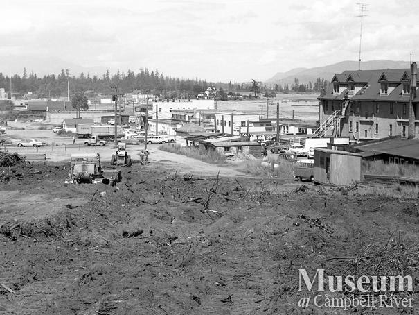 Construction of the Campbell River Plaza