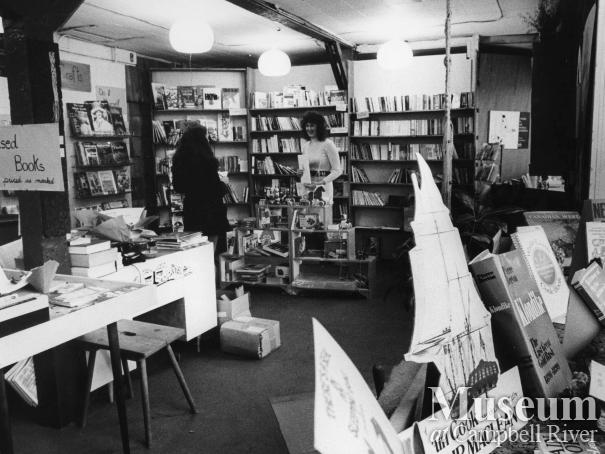 Interior of Page 11 Books, Campbell River