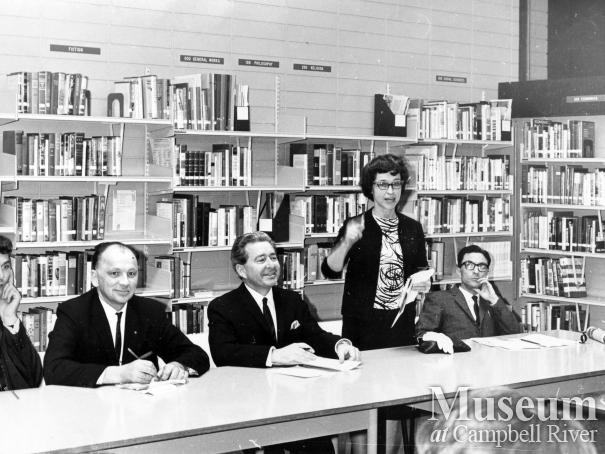School administrators discuss their students