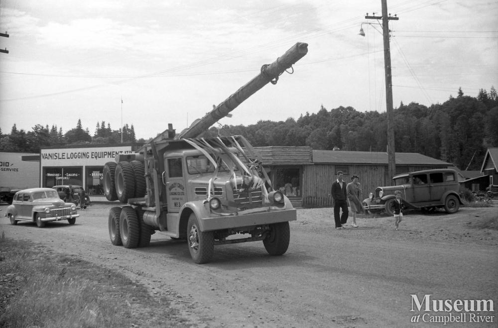 July 1st parade, Campbell River Campbell