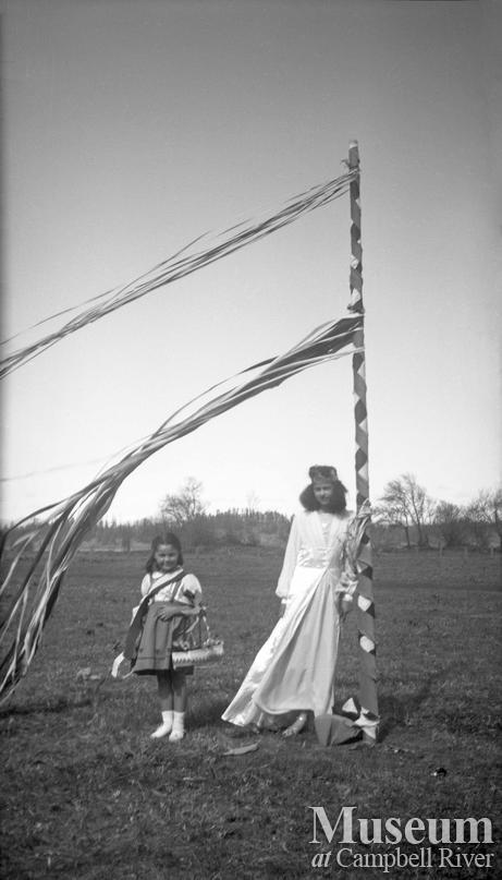 Maypole on the Tyee Spit