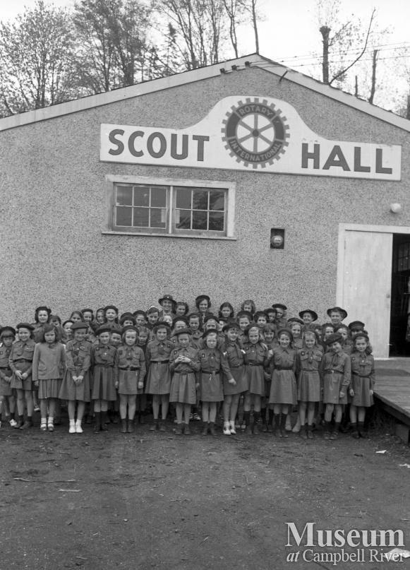 Brownies in front of Scout Hall