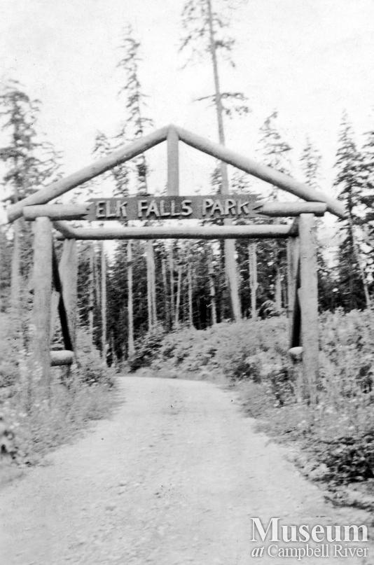 Entrance to Elk Falls Park