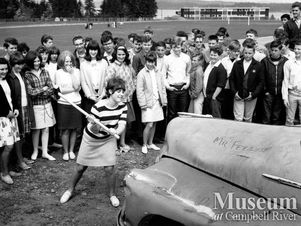 Group of Campbell River High School students