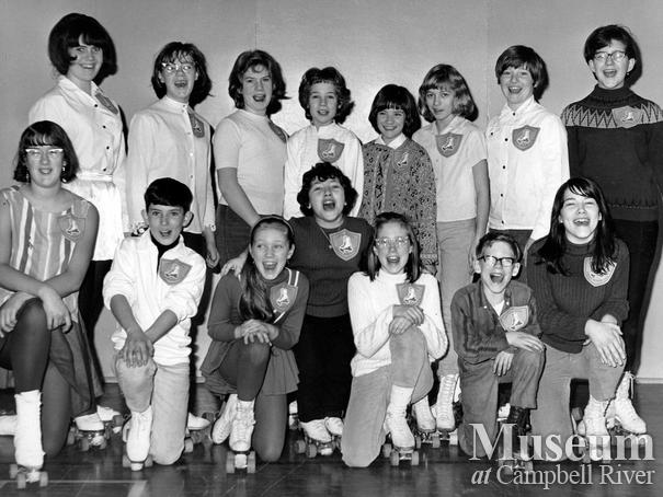 Members of the Campbell River Roller Skating Club win crests