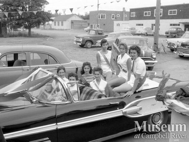 Miss Campbell River in Centennial Parade